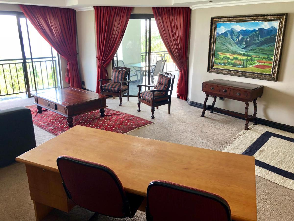 Kosmos Lodge Hartbeespoort Kültér fotó