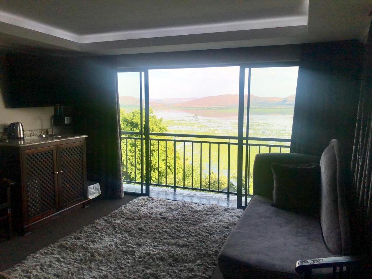 Kosmos Lodge Hartbeespoort Kültér fotó