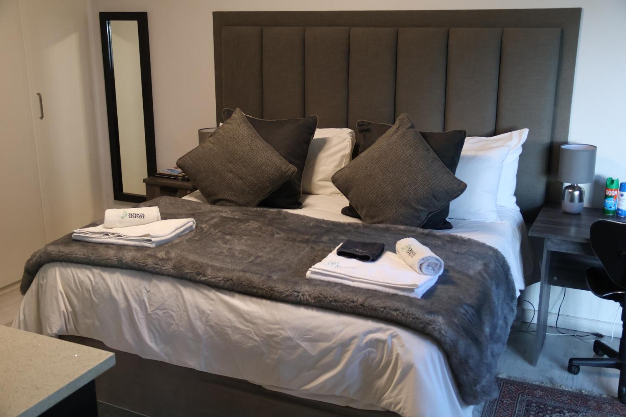 Kosmos Lodge Hartbeespoort Kültér fotó