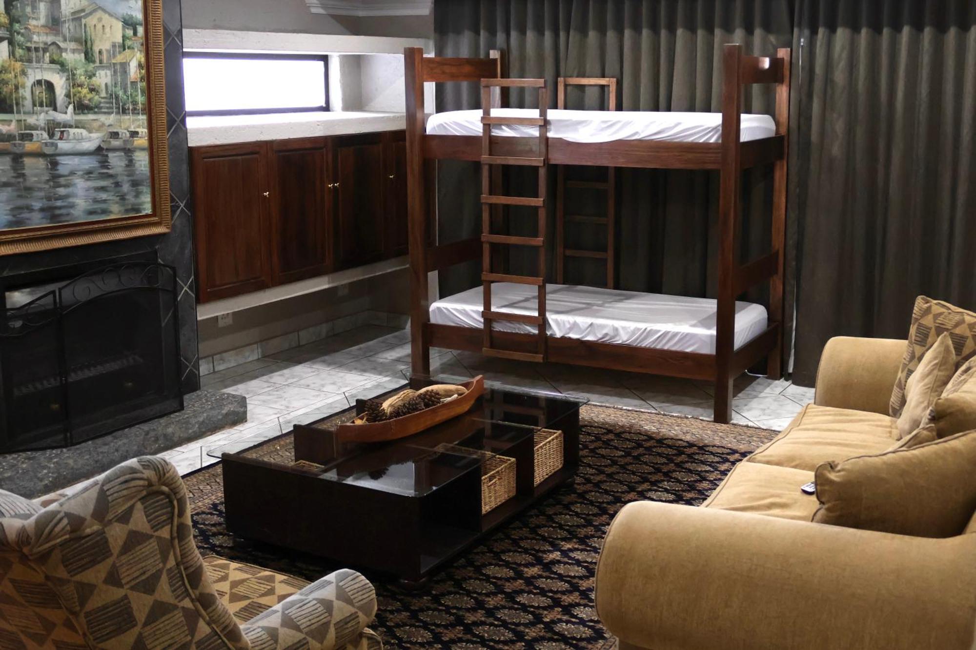 Kosmos Lodge Hartbeespoort Kültér fotó